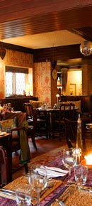 The Golden Cross Hotel, Shrewsbury's oldest public house, offering comfortable accommodation and excellent cuisine in Shropshire, England