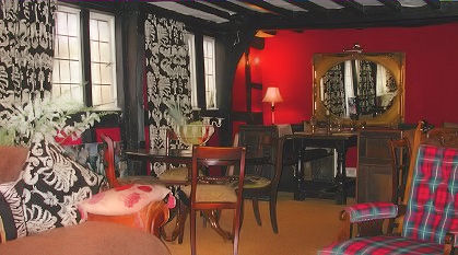 The Golden Cross Hotel, Shrewsbury's oldest public house, offering comfortable accommodation and excellent cuisine in Shropshire, England